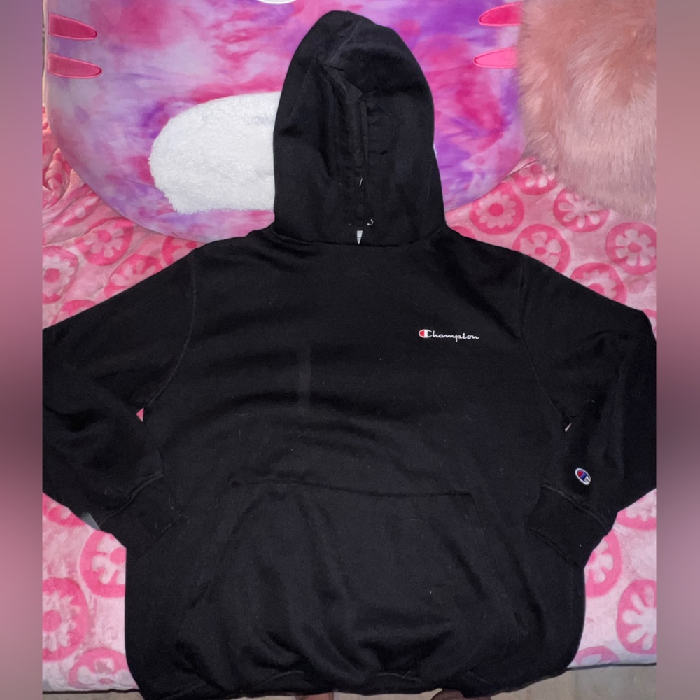 champion hoodie🤍